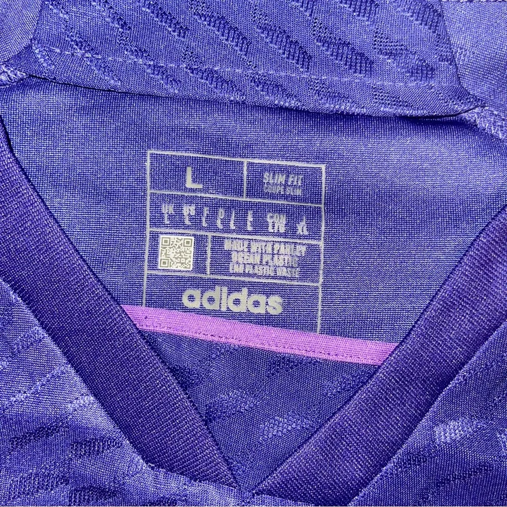 Adidas Leo Messi Authentic 2022-2023 Men’s Away Soccer Jersey🆕 - Picture 9 of 15